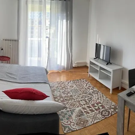 Appartement Casa Dendi *